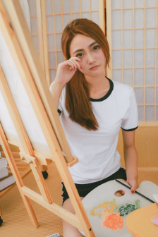 老师穿着旗袍肉色丝袜让我玩